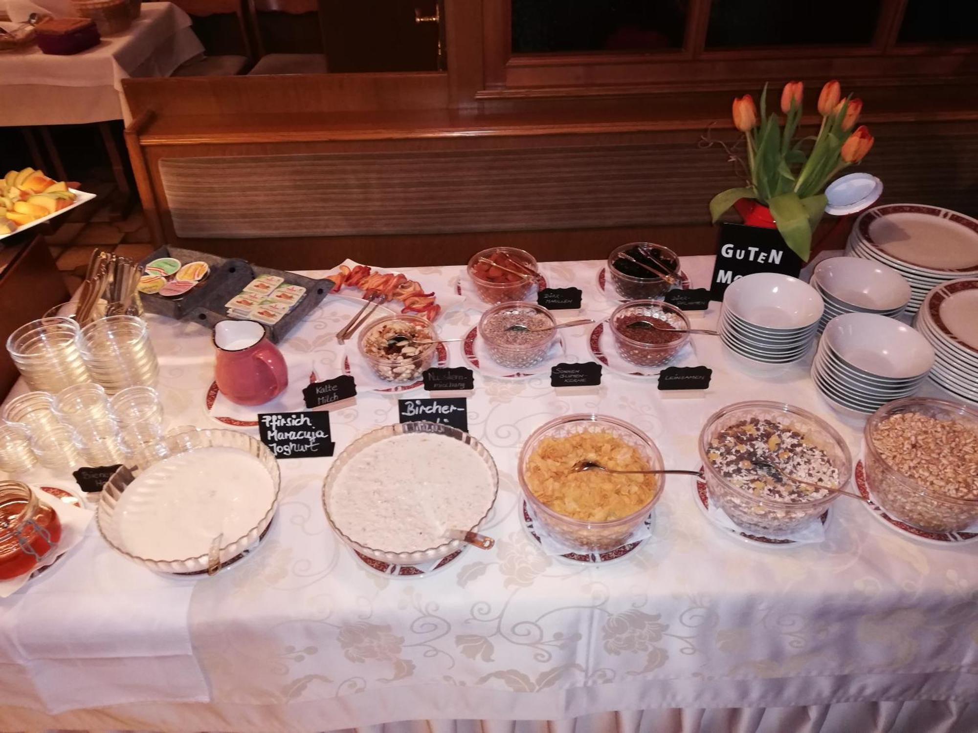 Hotel Oxa Хитизау Екстериор снимка